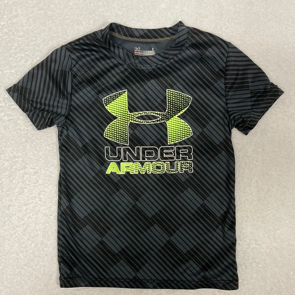 Underarmour heatgear logo black grey short sleeve t-shirt tee size 6